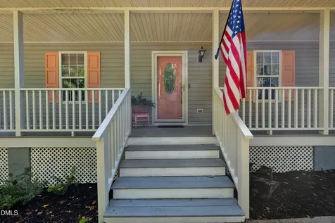 112 Waiters Way Youngsville NC 27596
