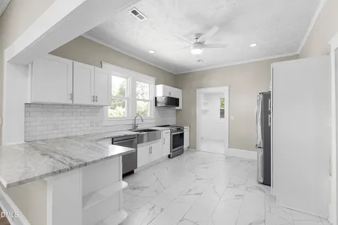 220 Beaman Street Clinton NC 28328