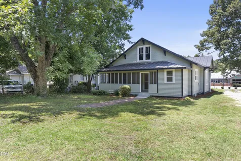 220 Beaman Street Clinton NC 28328