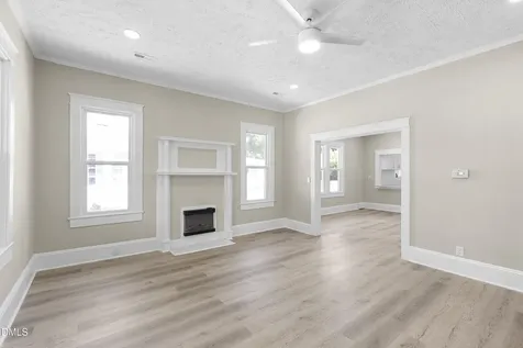 220 Beaman Street Clinton NC 28328