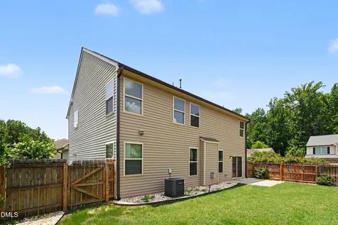 2703 Fern Willow Court Fuquay Varina NC 27526