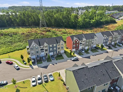 462 Brier Summit Place Durham NC 27703