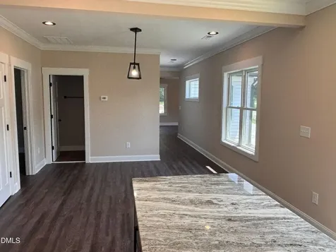 402 Poplar Street Graham NC 27253