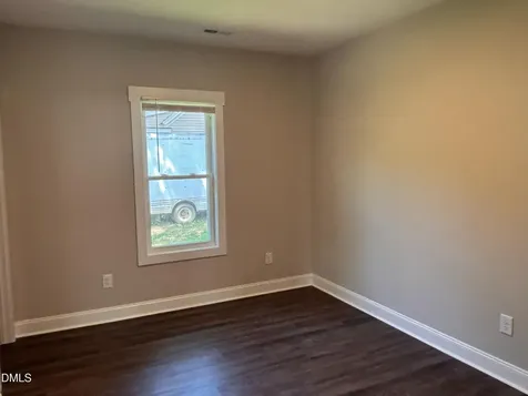 402 Poplar Street Graham NC 27253