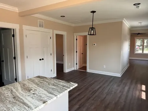402 Poplar Street Graham NC 27253