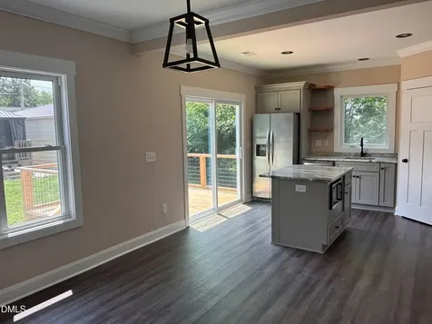 402 Poplar Street Graham NC 27253