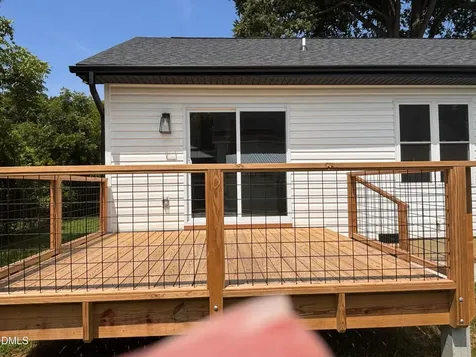 402 Poplar Street Graham NC 27253