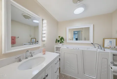 306 Plainview Avenue Raleigh NC 27604