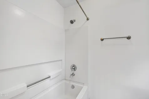 2813 Girth Lane Raleigh NC 27603
