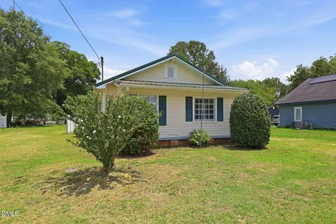 201 4th Street Erwin NC 28339
