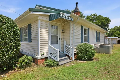 201 4th Street Erwin NC 28339
