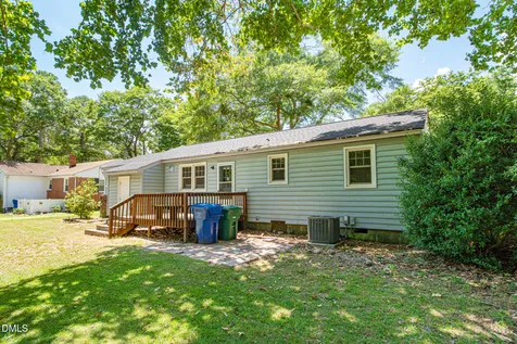 311 Woodland Drive Fuquay Varina NC 27526