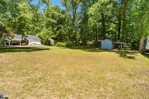 311 Woodland Drive Fuquay Varina NC 27526