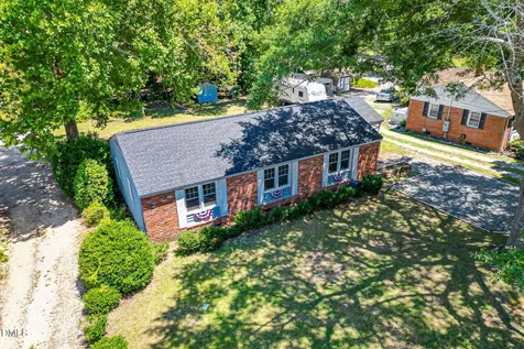 311 Woodland Drive Fuquay Varina NC 27526