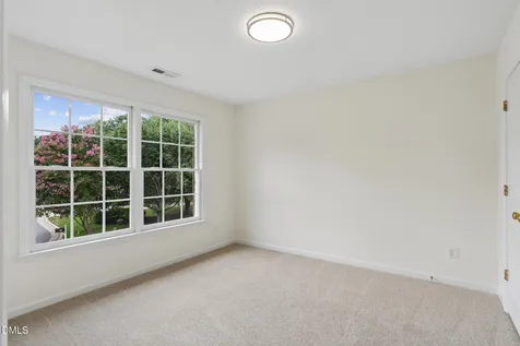 119 Holmhurst Court Cary NC 27519