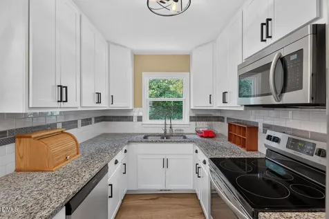 539 Riddle Avenue Hillsborough NC 27278