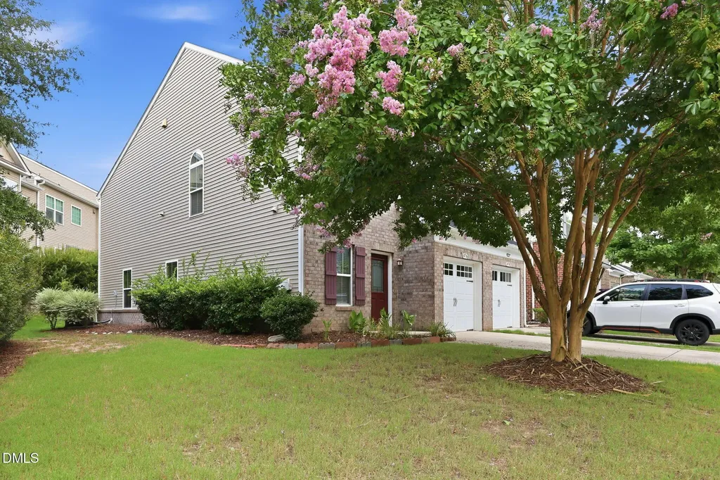 476 Panorama View Loop Cary NC 27519