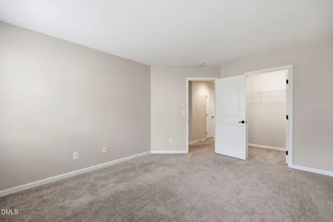 476 Panorama View Loop Cary NC 27519