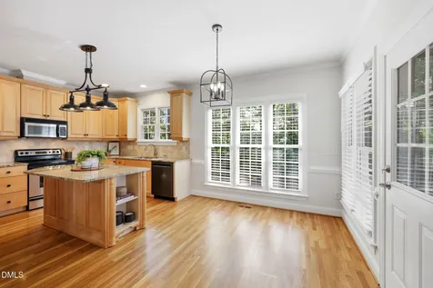 215 Lansbrooke Lane Apex NC 27502