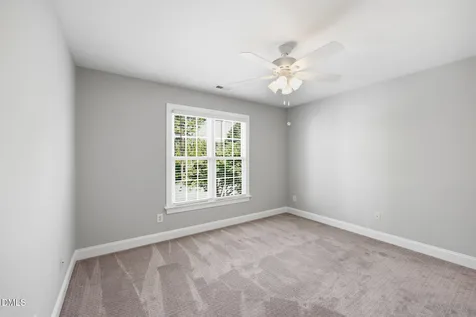 215 Lansbrooke Lane Apex NC 27502