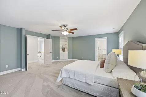 215 Lansbrooke Lane Apex NC 27502