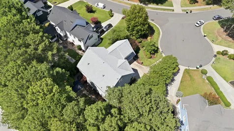 215 Lansbrooke Lane Apex NC 27502