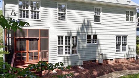 215 Lansbrooke Lane Apex NC 27502