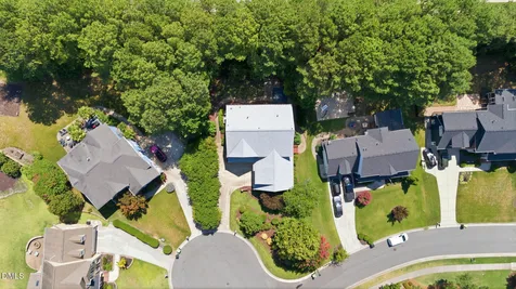 215 Lansbrooke Lane Apex NC 27502