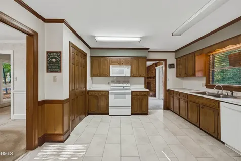 4900 Larchmont Drive Raleigh NC 27612