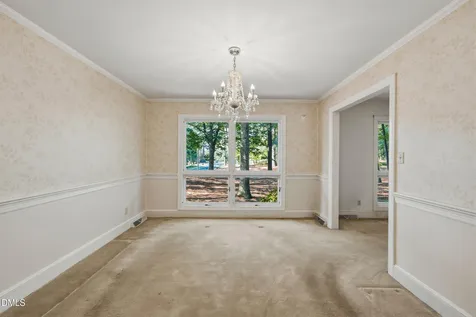 4900 Larchmont Drive Raleigh NC 27612