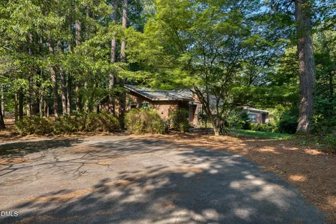 4900 Larchmont Drive Raleigh NC 27612