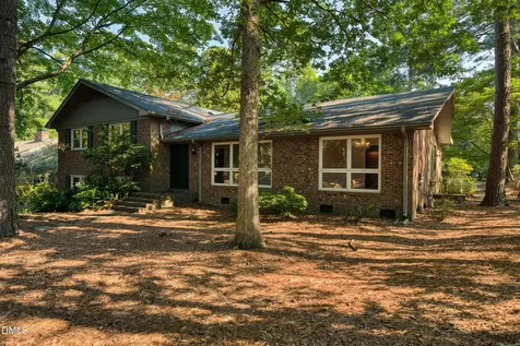 4900 Larchmont Drive Raleigh NC 27612
