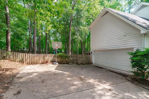 5013 Shimberg Place Fuquay Varina NC 27526