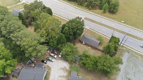 2032 N Broad Street Fuquay Varina NC 27526