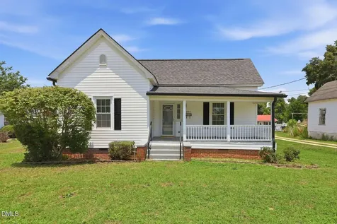 204 E H Street Erwin NC 28339
