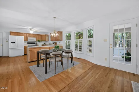 505 Heathridge Lane Cary NC 27513