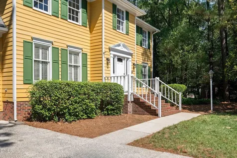 505 Heathridge Lane Cary NC 27513