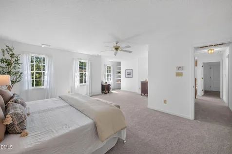 505 Heathridge Lane Cary NC 27513