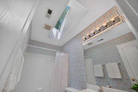 505 Heathridge Lane Cary NC 27513