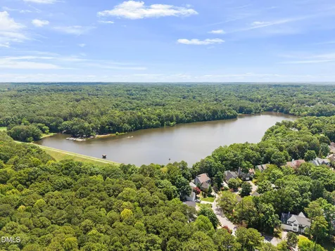 505 Heathridge Lane Cary NC 27513