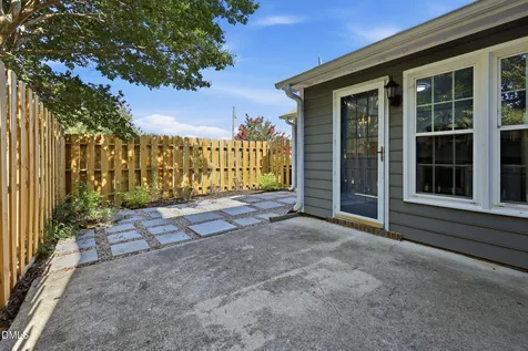 6901 Saxby Court Raleigh NC 27613