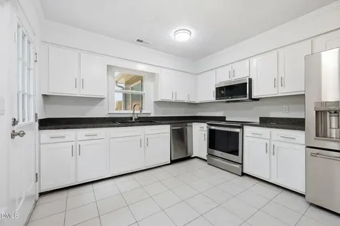 6901 Saxby Court Raleigh NC 27613