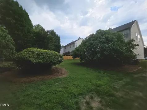 8717 Springhouse Lane Raleigh NC 27617