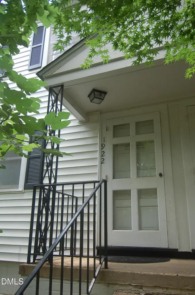 1922 Smallwood Drive Raleigh NC 27605