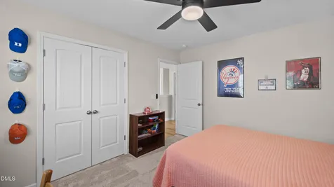 231 Fair Oaks Court Mebane NC 27302
