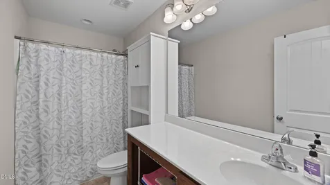 231 Fair Oaks Court Mebane NC 27302