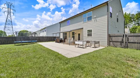 231 Fair Oaks Court Mebane NC 27302