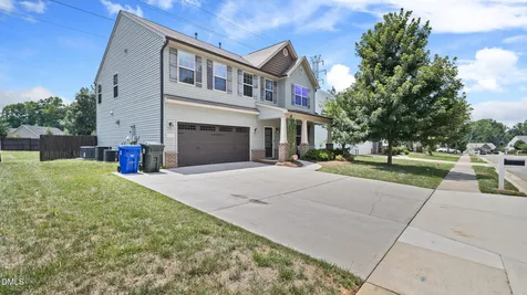 231 Fair Oaks Court Mebane NC 27302