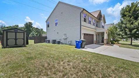 231 Fair Oaks Court Mebane NC 27302