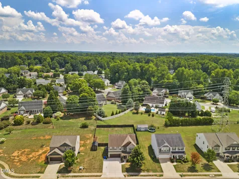 231 Fair Oaks Court Mebane NC 27302